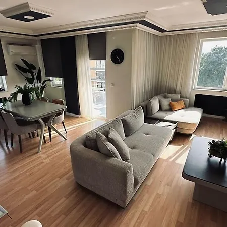 Altinkum'da Dubleks Daire
